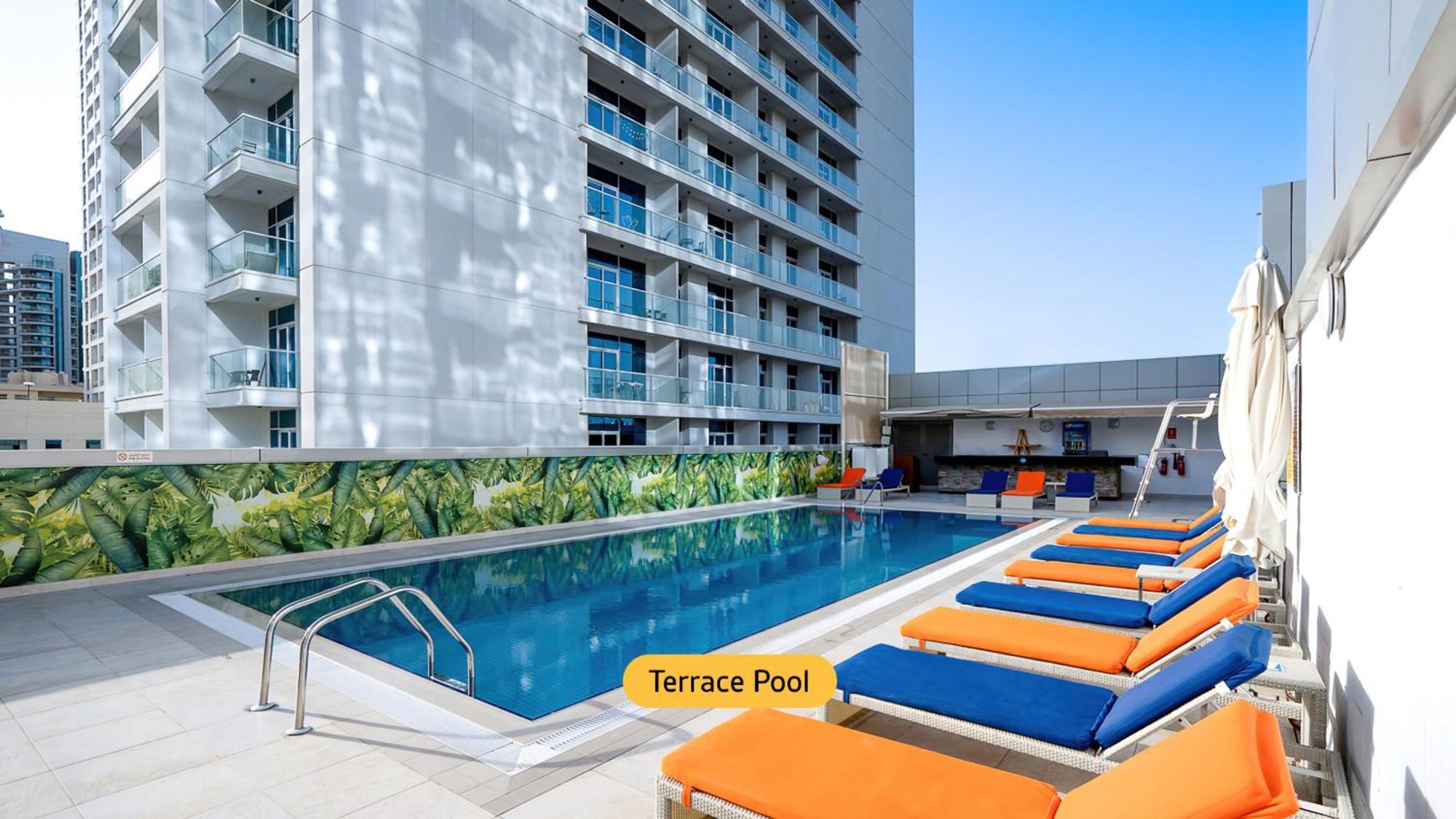 Hotel The First Collection Dubai Marina Esterno foto Terrace Pool